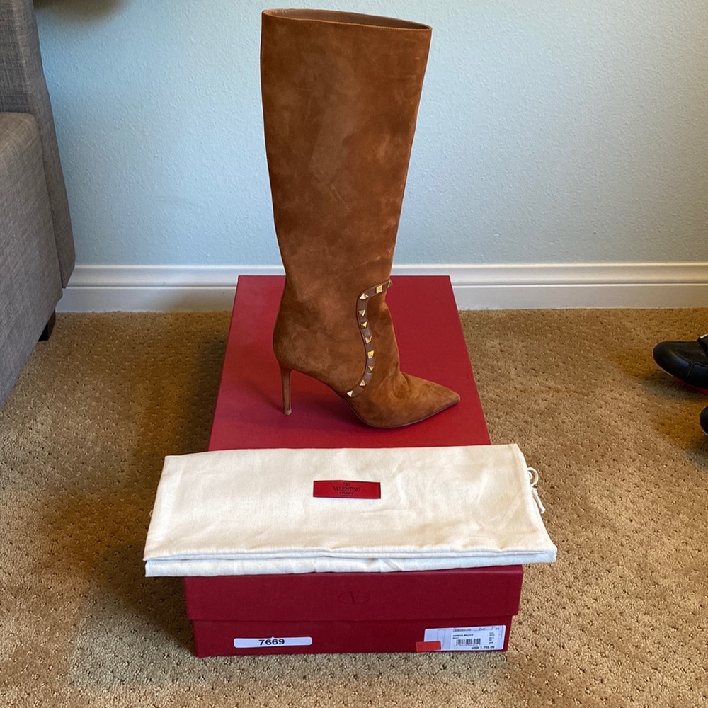 Valentino Suede Boots w/ Rockstud; size 35. Worn 3X